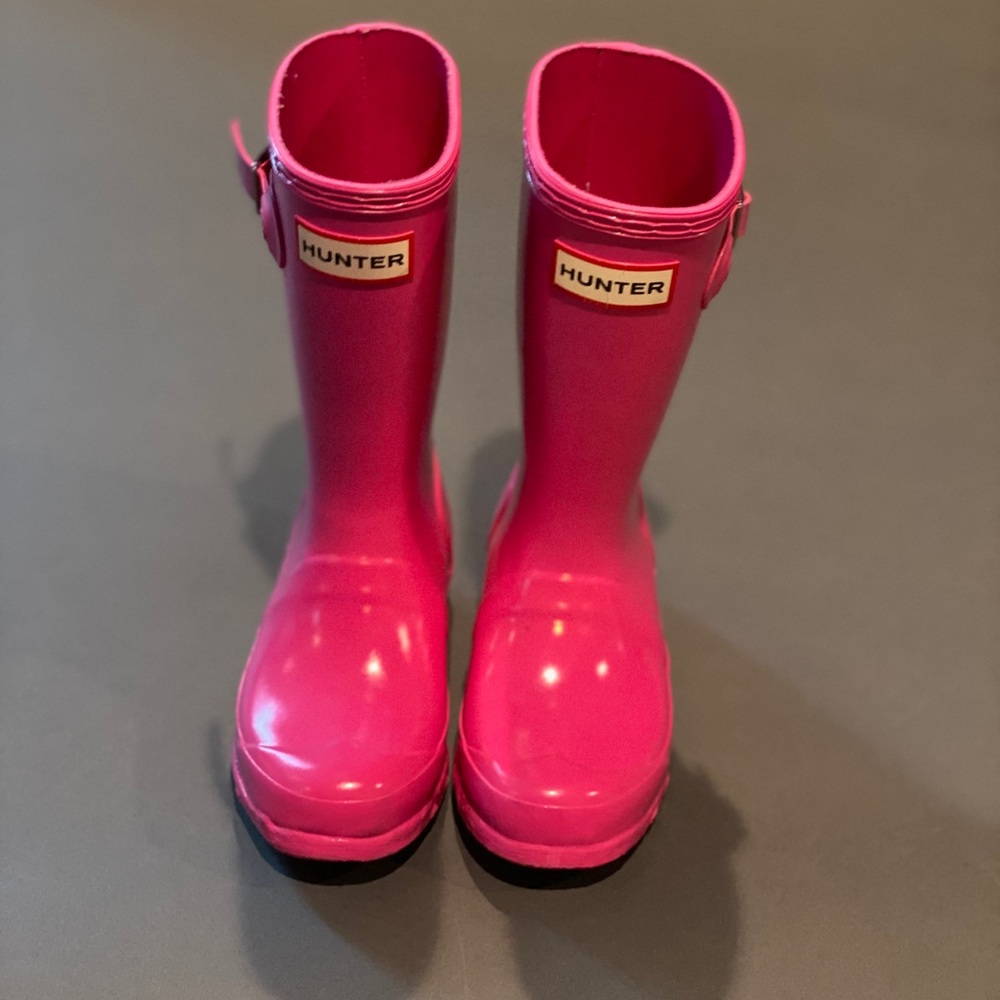 Hunter Girls Pink rain boots. Barely worn!
